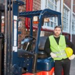 Operatori Addetti alla Conduzione di Carrelli, Sollevatori, Elevatori